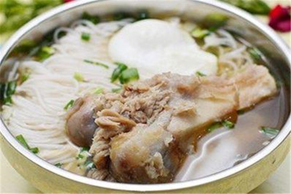 一斗米筒骨粉