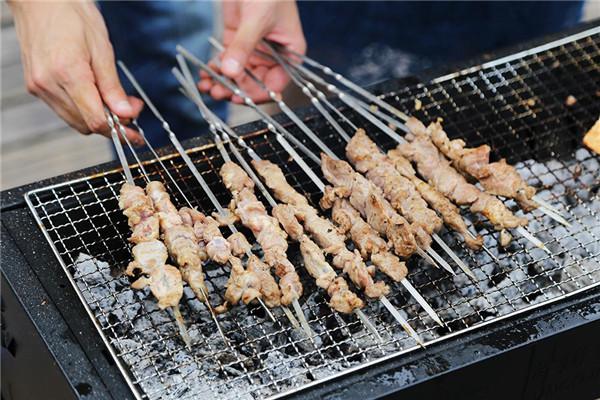 新疆维吾尔羊肉串