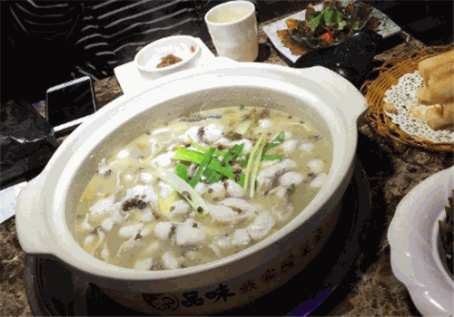品味我家酸菜鱼