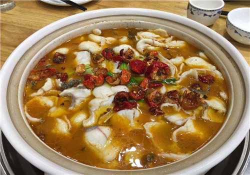 圆万酸菜鱼