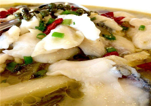 小鱼悦酸菜鱼