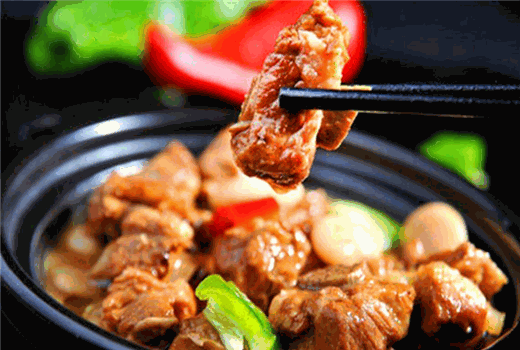 鸿鸣摩尔黄焖鸡产品 门店图片