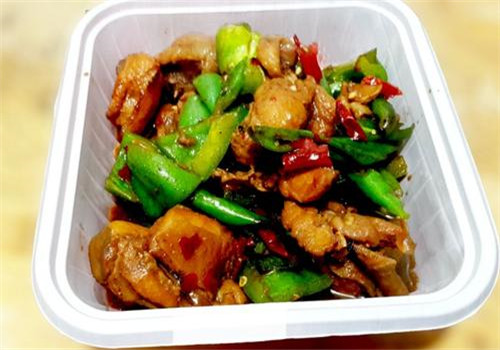 风临坊正宗黄焖鸡米饭