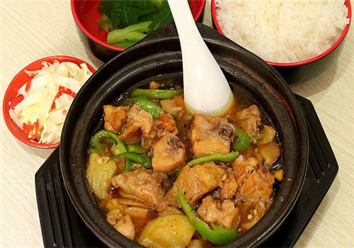 石油城黄焖鸡米饭