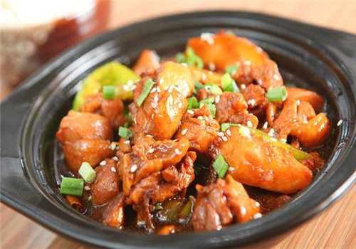 哈都乐黄焖鸡米饭