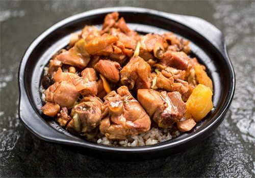 同一家黄焖鸡米饭