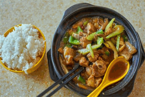 八佰伴黄焖鸡产品 门店图片