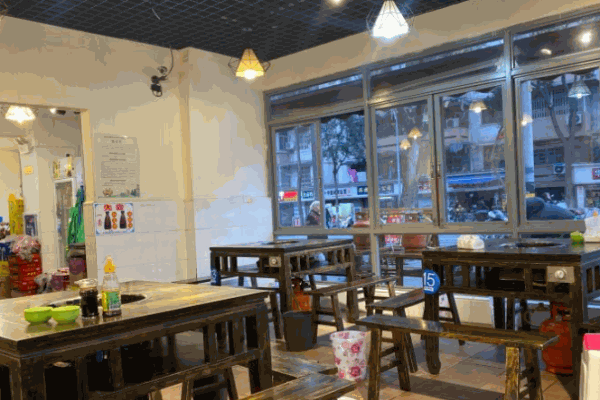 鑫源碟串串香产品 门店图片
