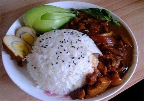 玉家台湾卤肉饭
