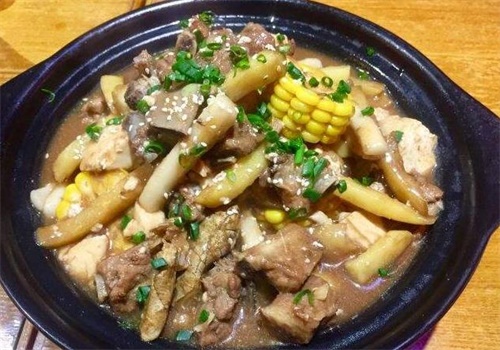 濮阳胖小萌肉蟹煲
