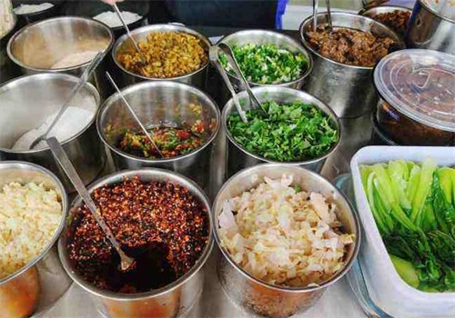 小孔哥津市牛肉粉