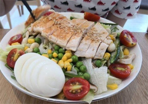 一禾轻食产品 门店图片