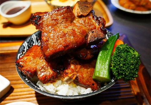 火隐烧肉丼饭