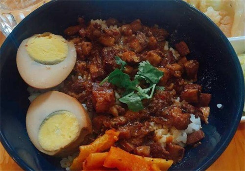 馋百味卤肉饭
