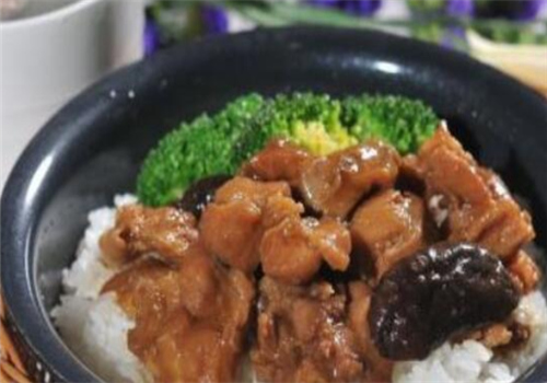 煲中香煲仔饭产品 门店图片