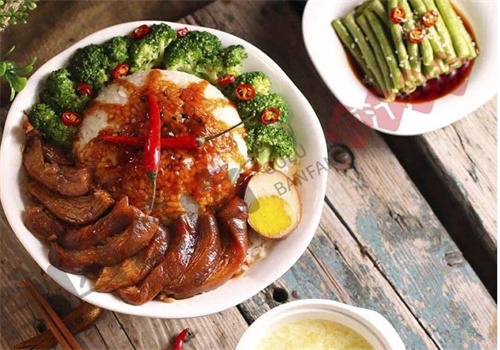 谷卤谷卤卤汁拌饭