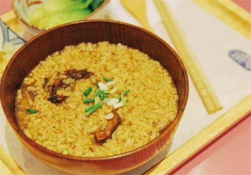 婆婆烫饭