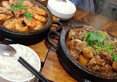 缘味先石锅饭