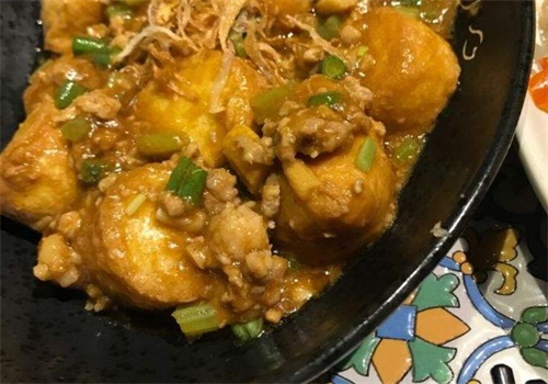 唇品泰餐厅