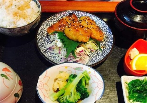 枝稻小食堂产品 门店图片