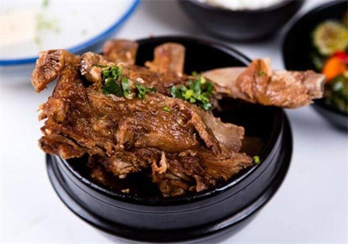 犟骨食代