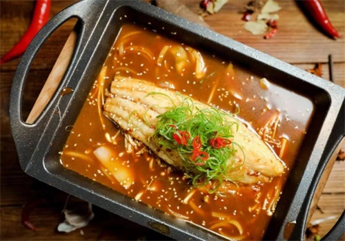 小份烤鱼米饭