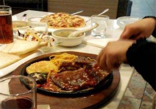 有意思复合式休闲餐厅