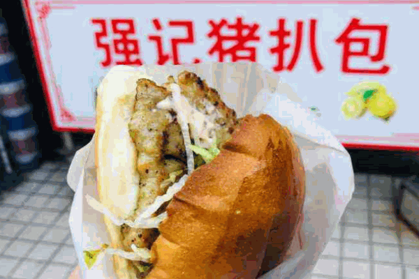 强记猪扒包产品 门店图片