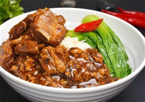 林记酱骨饭