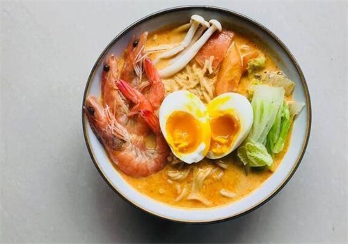 小晴天泡面小食堂