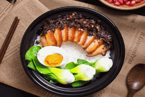 禾滋味煲仔饭