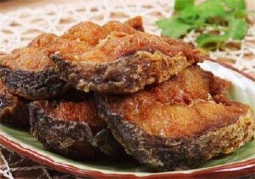 小阿哥酥鱼坊