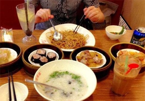 哥哥乐餐饮