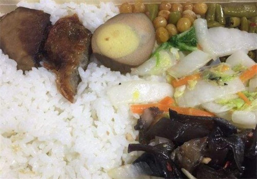 悟饕池上饭包