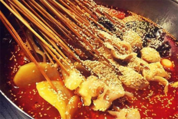 一克辣串串香火锅加盟