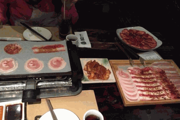80后烤吧产品 门店图片