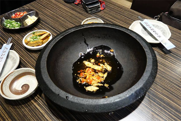 台湾青龙石头火锅加盟