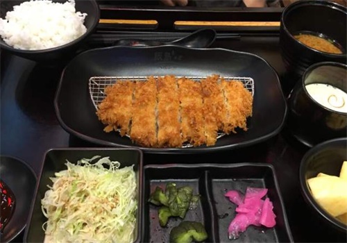 饭岛+2产品 门店图片