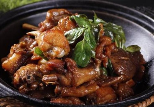 卢黎明之香江鸡脚饭