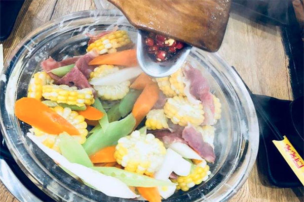 砂道泡泡堂水晶香锅产品 门店图片