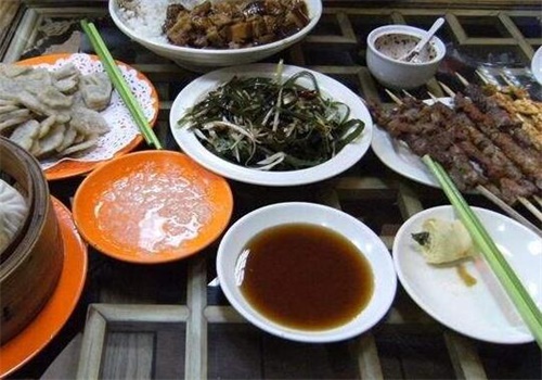 集天小吃快餐