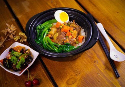 食尚煲仔饭产品 门店图片