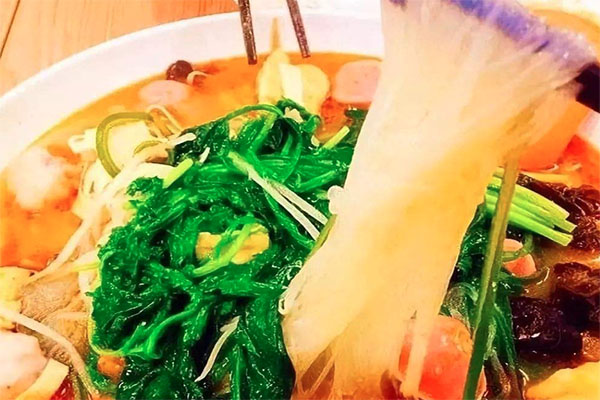 巷子边边麻辣烫产品 门店图片