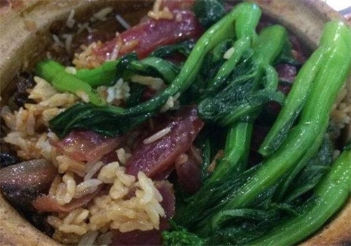 粤味煲仔饭
