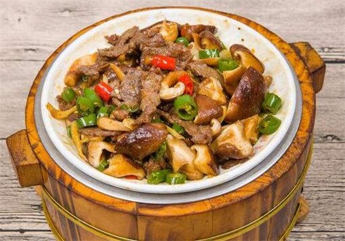 重庆小面煲仔饭