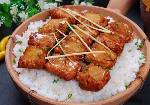 砂锅煲仔饭
