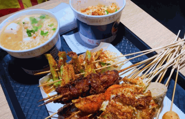 觅小鲜砂锅麻辣烫