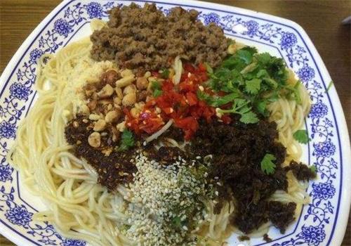重庆小面煲仔饭