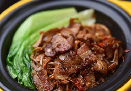 于嬷嬷煲仔饭