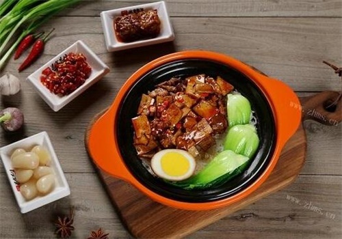 米米先生煲仔饭
